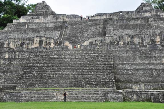 As majestosas ruínas mayas de Caracol, em Belize, quase na fronteira com a Guatemala